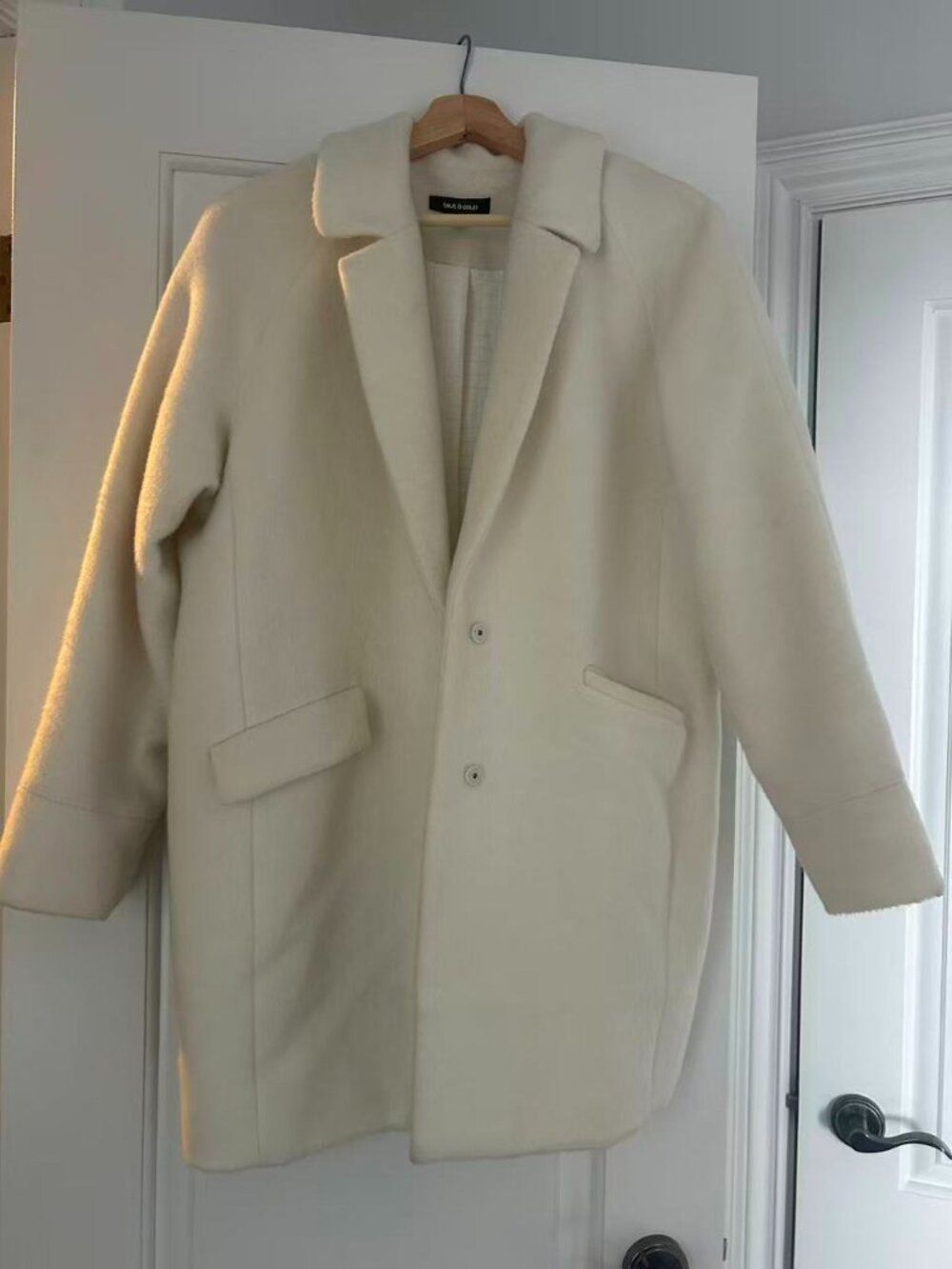 Tout à Coup Cream Long Coat Size M